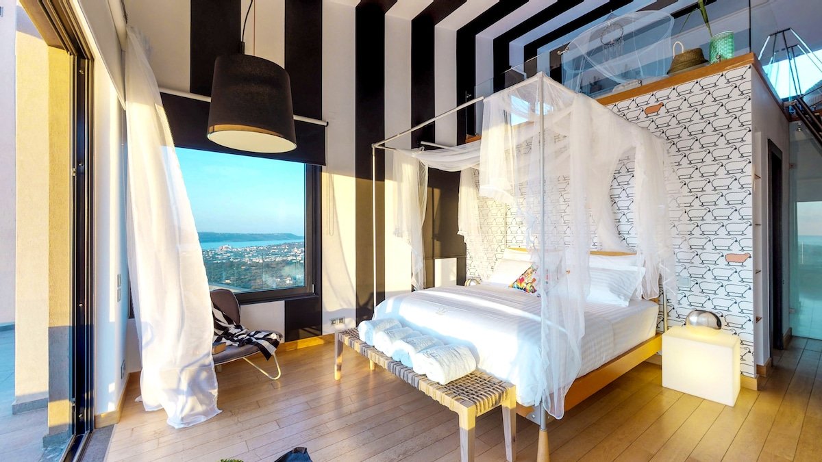 Near to Chania City & Beach / Private Heated Pool gallery image 5