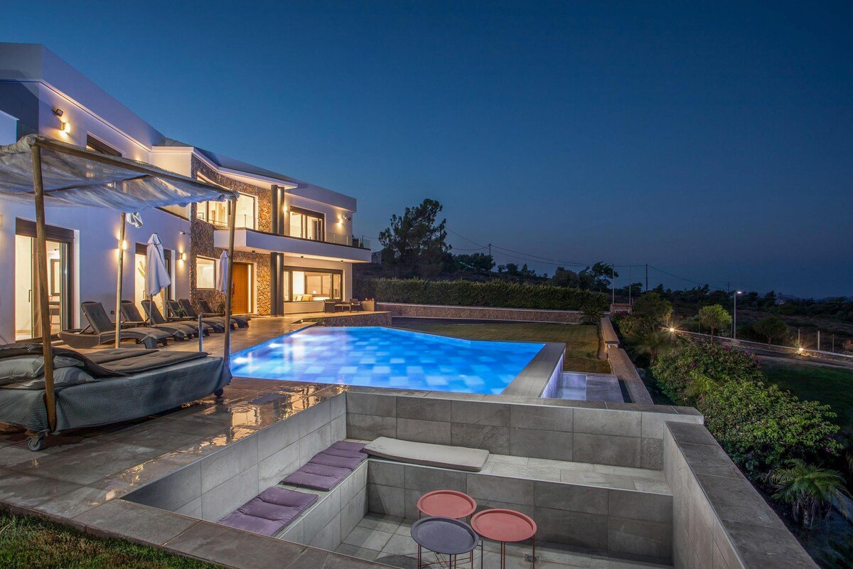 Villa Indira gallery image 4