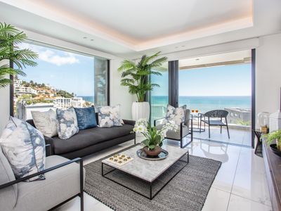 MarbleLuxe 2 bed 2bath • Sea Views • Parking