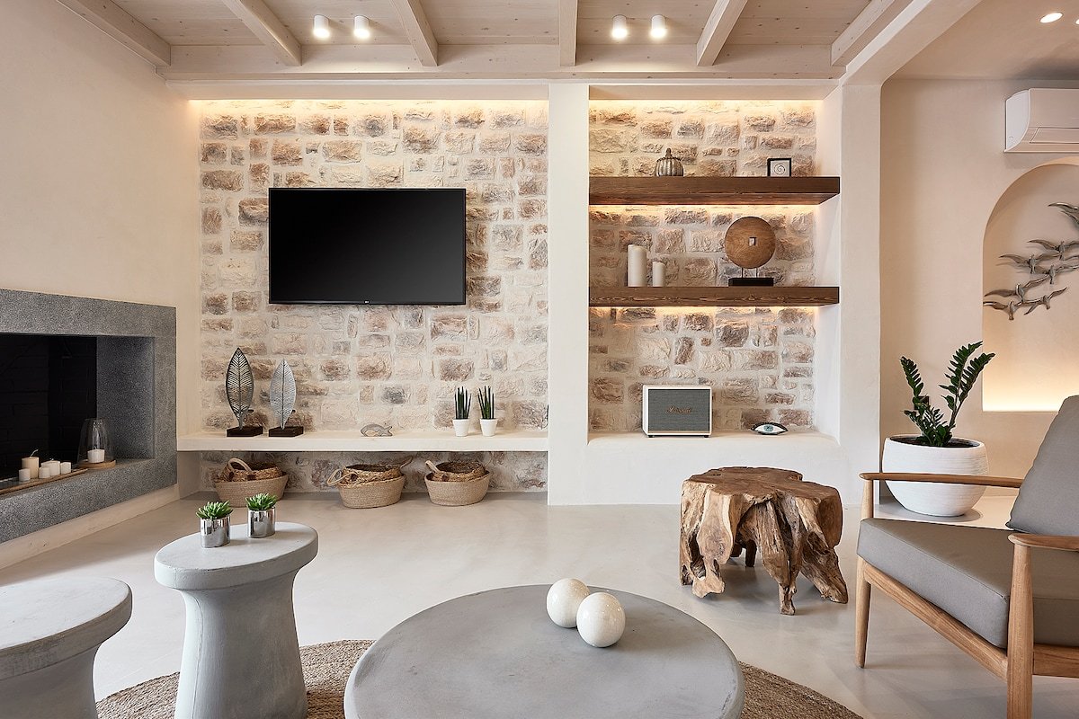 Beachfront, Daily Breakfast & Hotel-Style Comforts gallery image 4