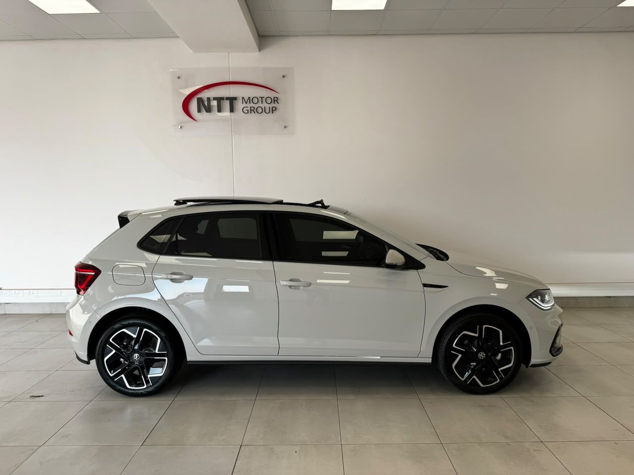 Used car gallery
