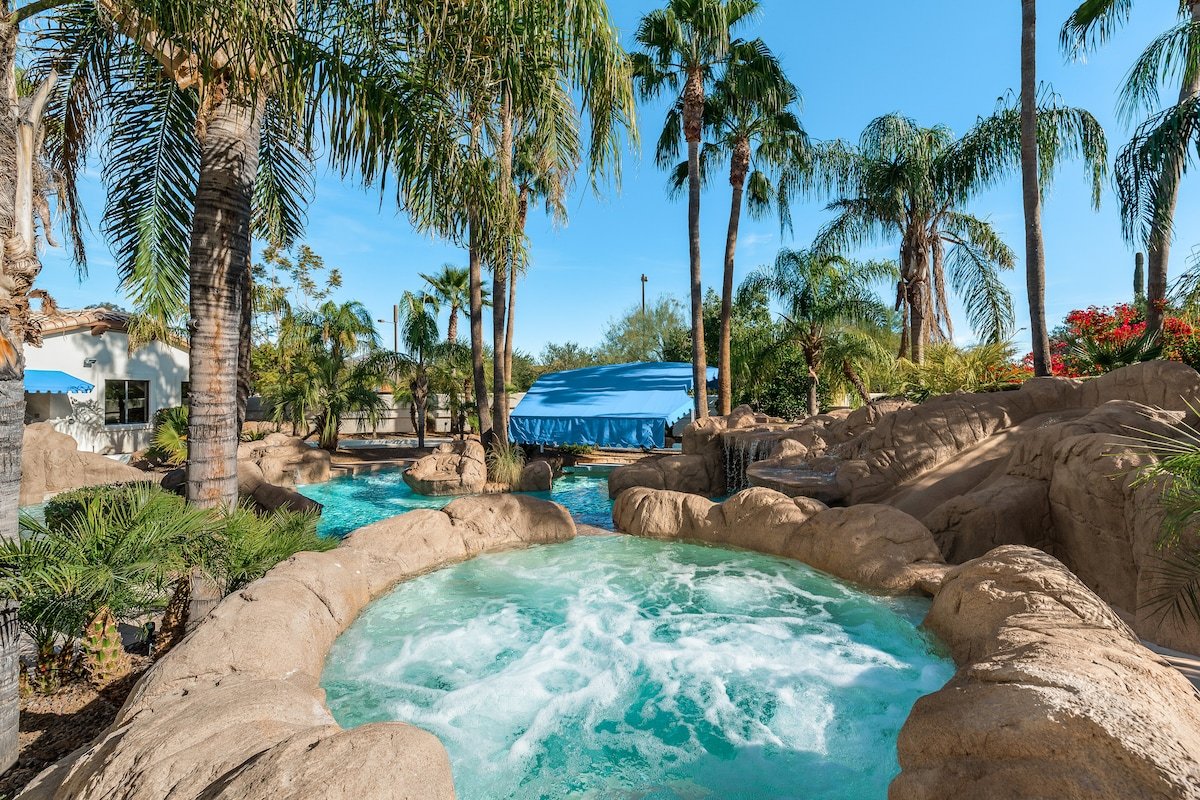 The Pool House gallery image 2