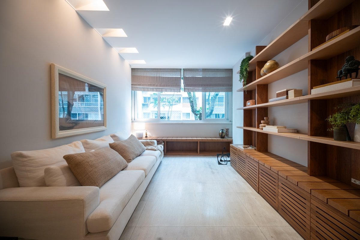 Leblon | 3 suites, 1st Block from the Beach gallery image 3