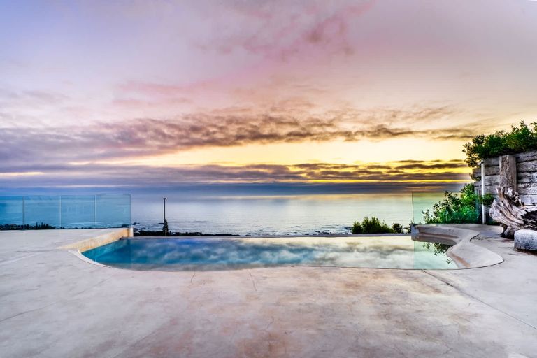 Villa Atlantic Views featured image