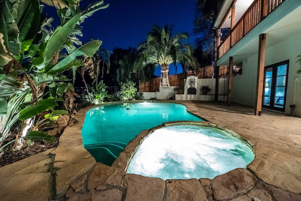 Entire villa in Malibu_5-bedroom with Pool and Spa gallery image 2