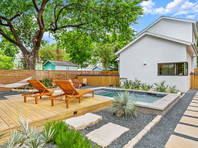 Two House Eastside ATX w/ Heated POOL