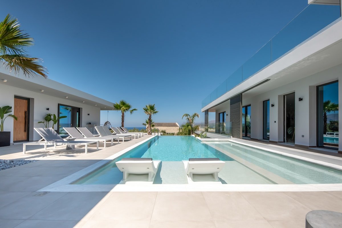 VIP Villa Lydia, Indoor Heated Pool, Seaview, BBQ gallery image 2