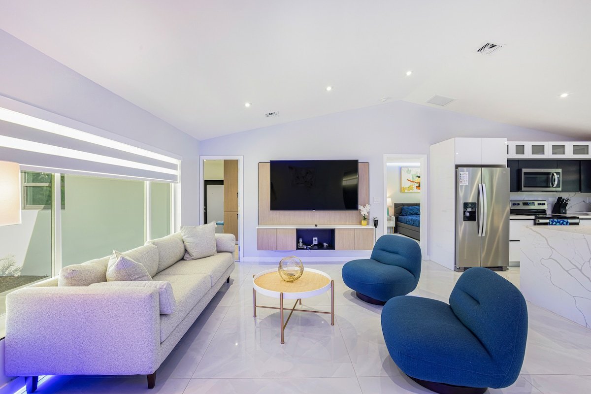 Casa Iguana/LuxWaterfront Oasis/3bedroom/2bath gallery image 5