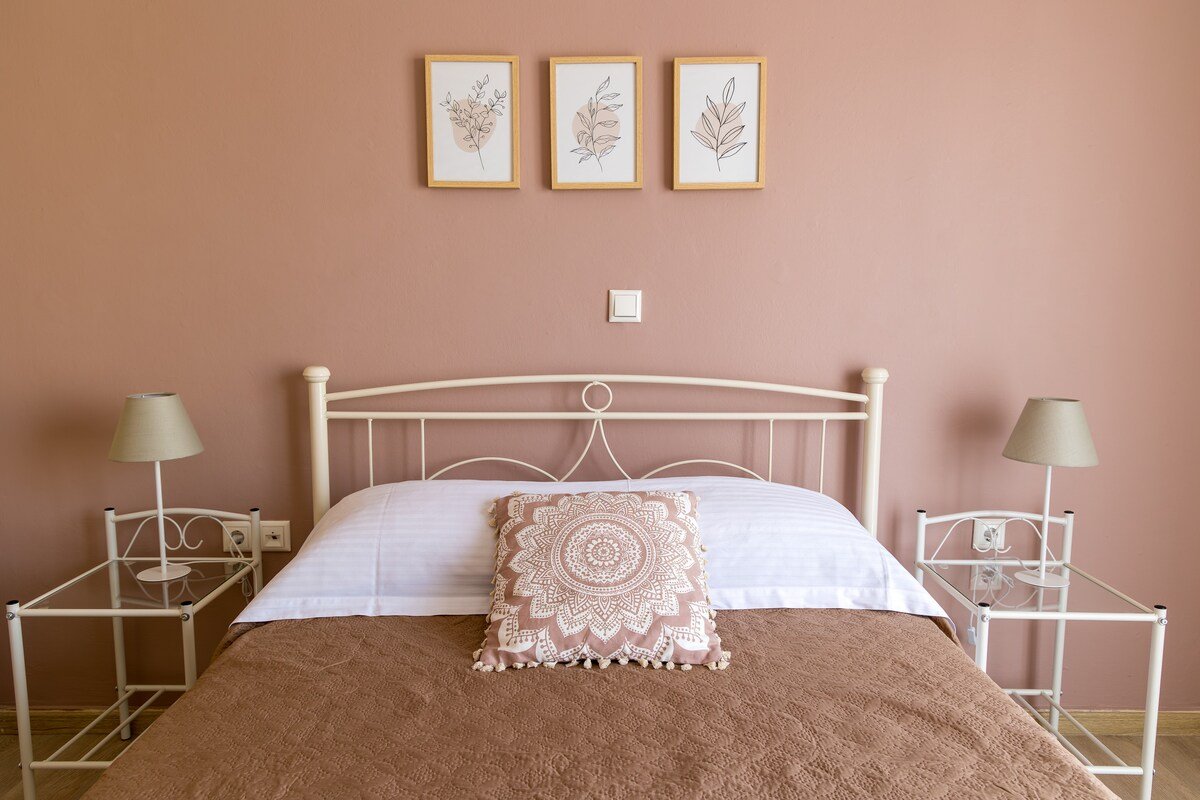 96 apartment gallery image 3