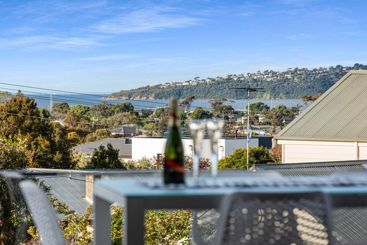 The Baywatcher’s Hideaway gallery image 4