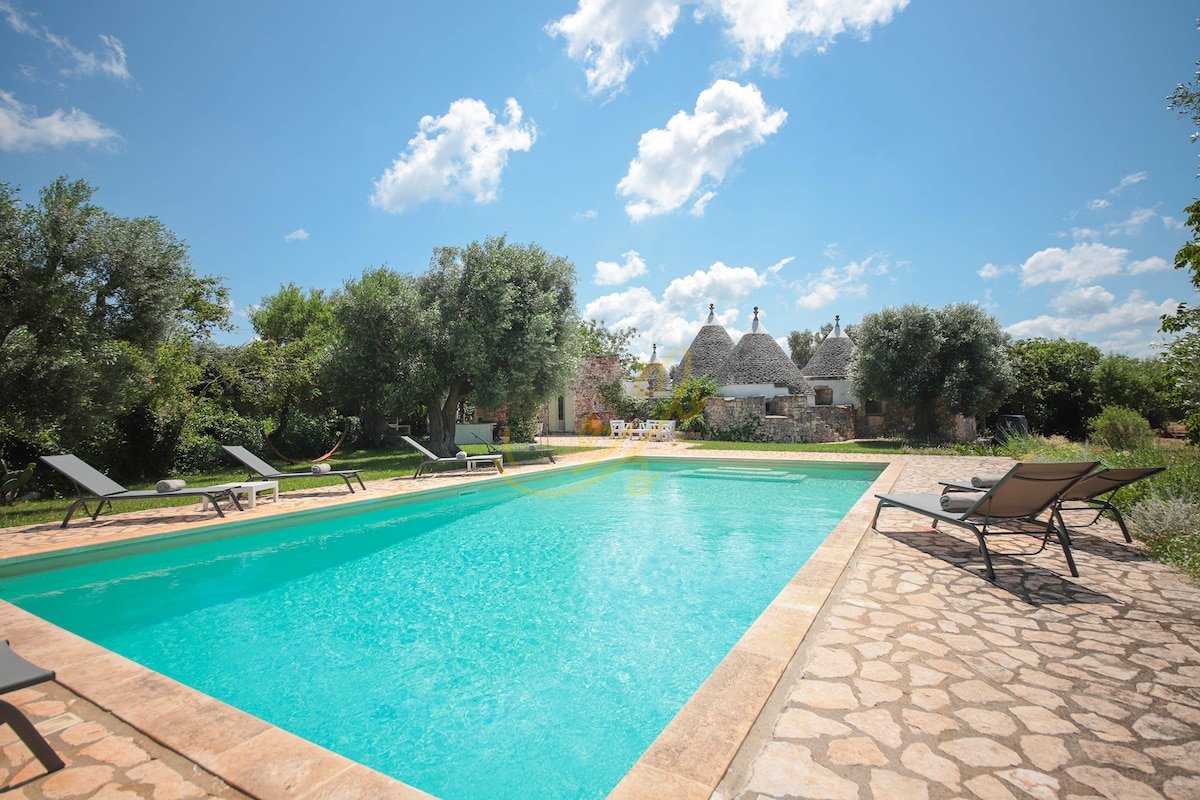 TD Trulli Fico d’India w/ Pool Immersed in Nature gallery image 3