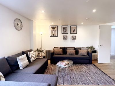 Amazing 2 bed apartment in heart of Covent Garden