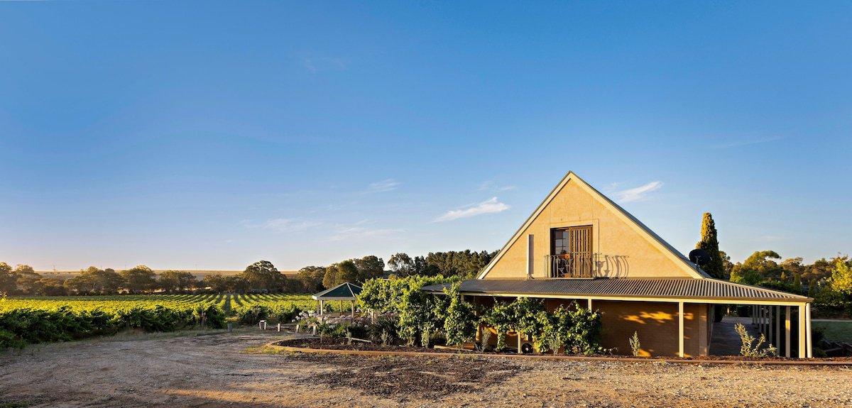 Barossa 1900 Vineyard Retreat gallery image 3