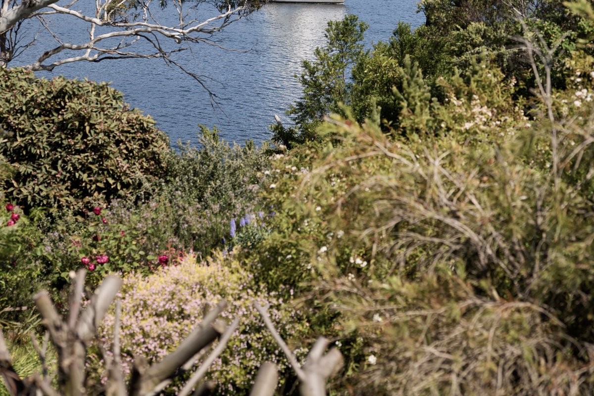 Waterfront Haven ~ Outdoor Spa Near Hobart City