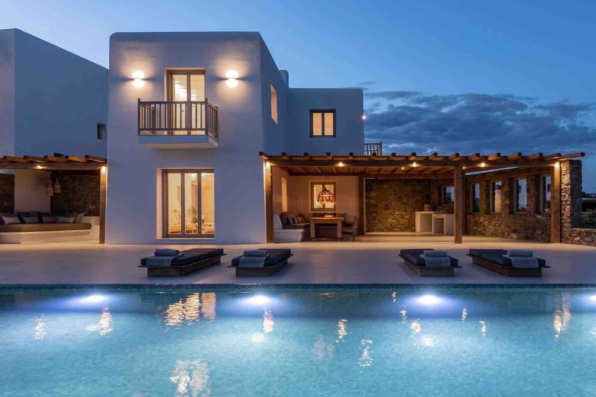 Barbara by Red Windmill Villas gallery image 2