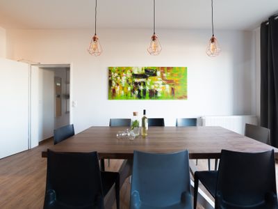 195 SQM & 5 BR – DESIGN APARTMENT // ENTIRE FLOOR