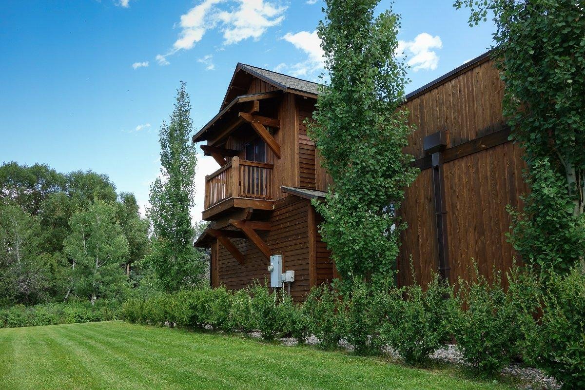 Legends Townhouse-Luxury Townhouse Near Bozeman an gallery image 5