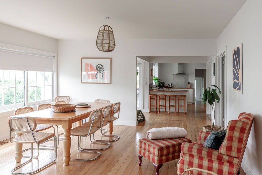 Newstead Luxury – Large home close to CBD gallery image 4