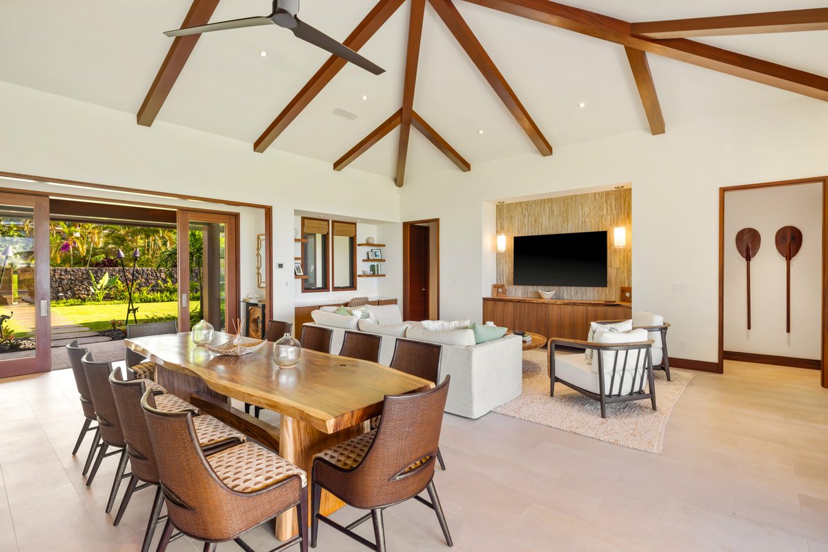 New 5 BR Ocean View Luxury Home w Pool, Spa