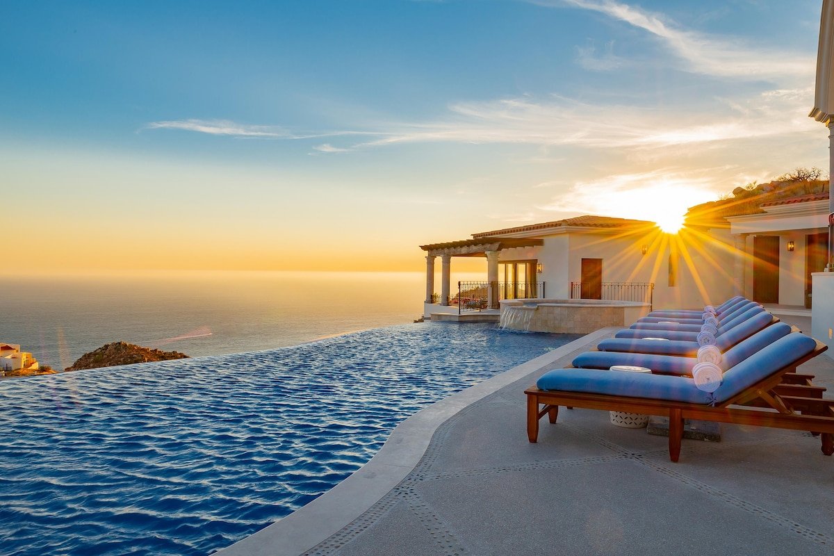 Full Staff in Pedregal- Casa Stella by Cabo Villas gallery image 5