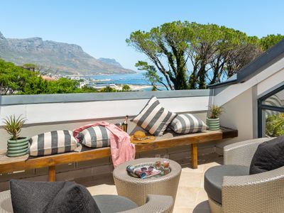 A22 The Glen Condo – Sea. Sky. Escape.