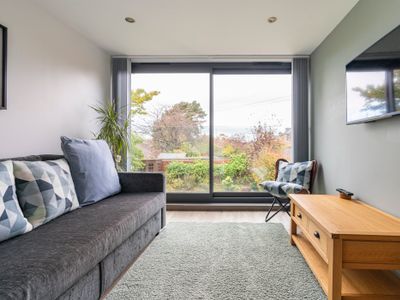 Tranquil Retreat in the City/Free parking/Wifi