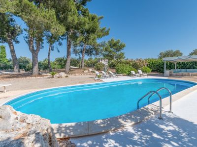 Elegant house with pool and private veranda