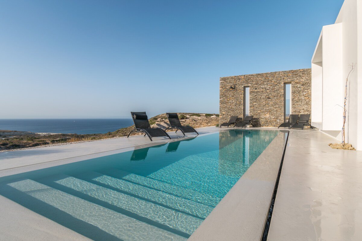 THEIA VILLA gallery image 5