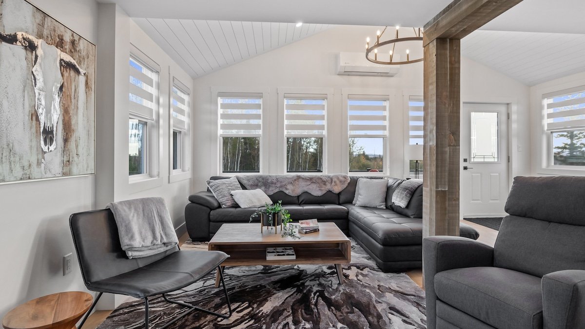 Cozy Dover Retreat gallery image 2