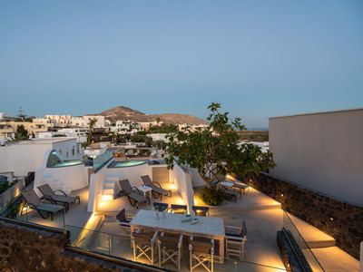 NEW Lux Yiota Collection 3 Suites & 3 Jacuzzi