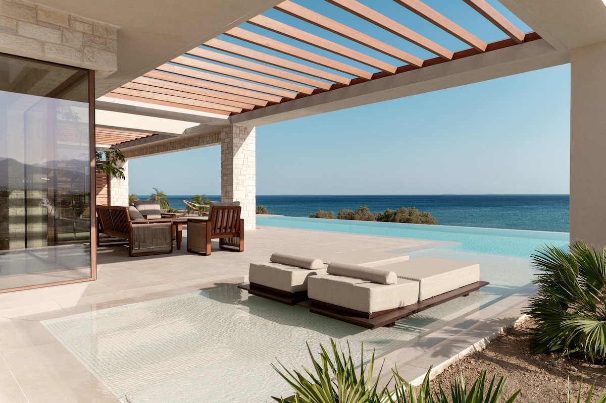 Brand New Beachfront Villa gallery image 2