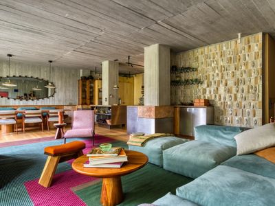 2BR Perfect Location Designer’s Luxury