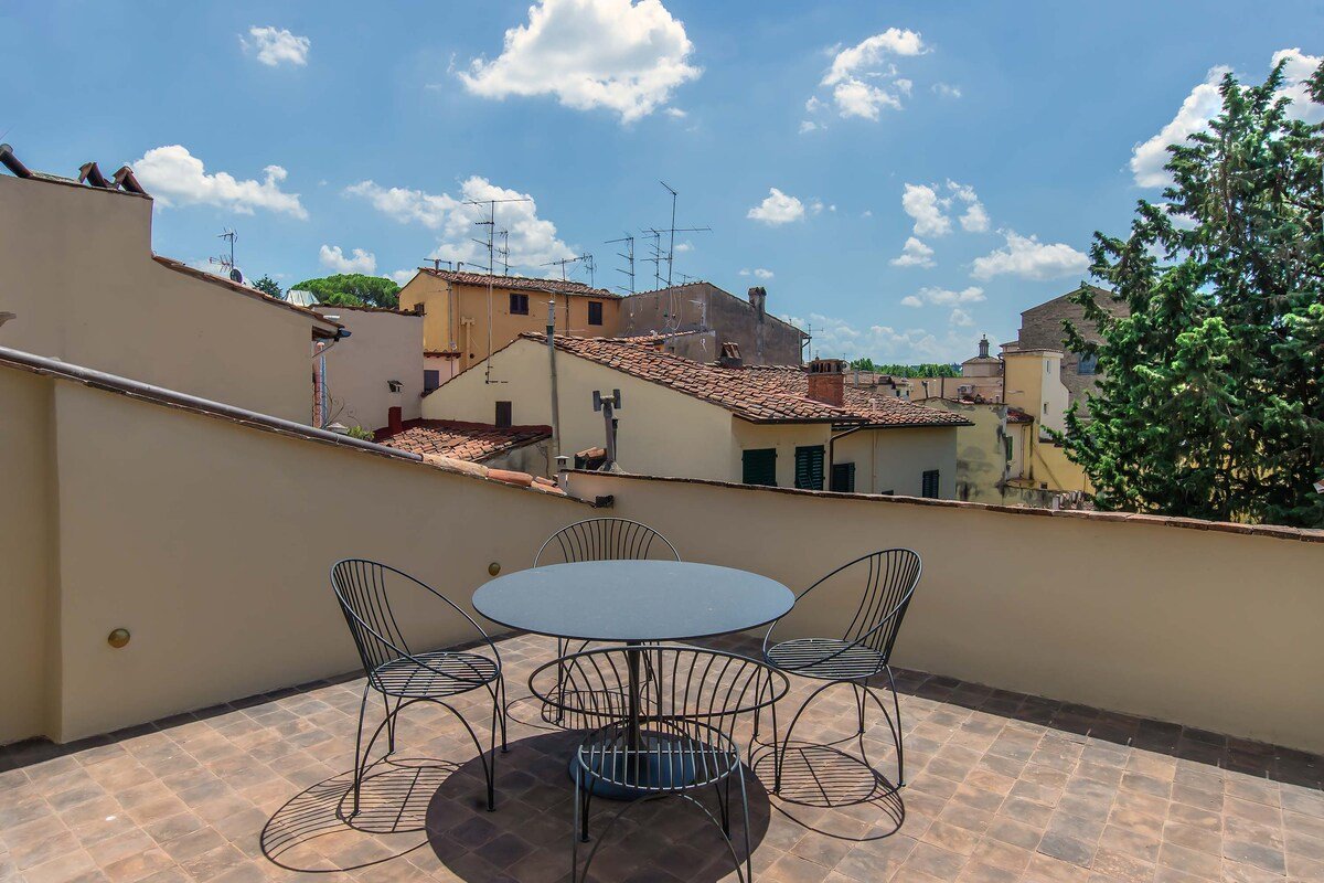 L’attico in San Frediano gallery image 3