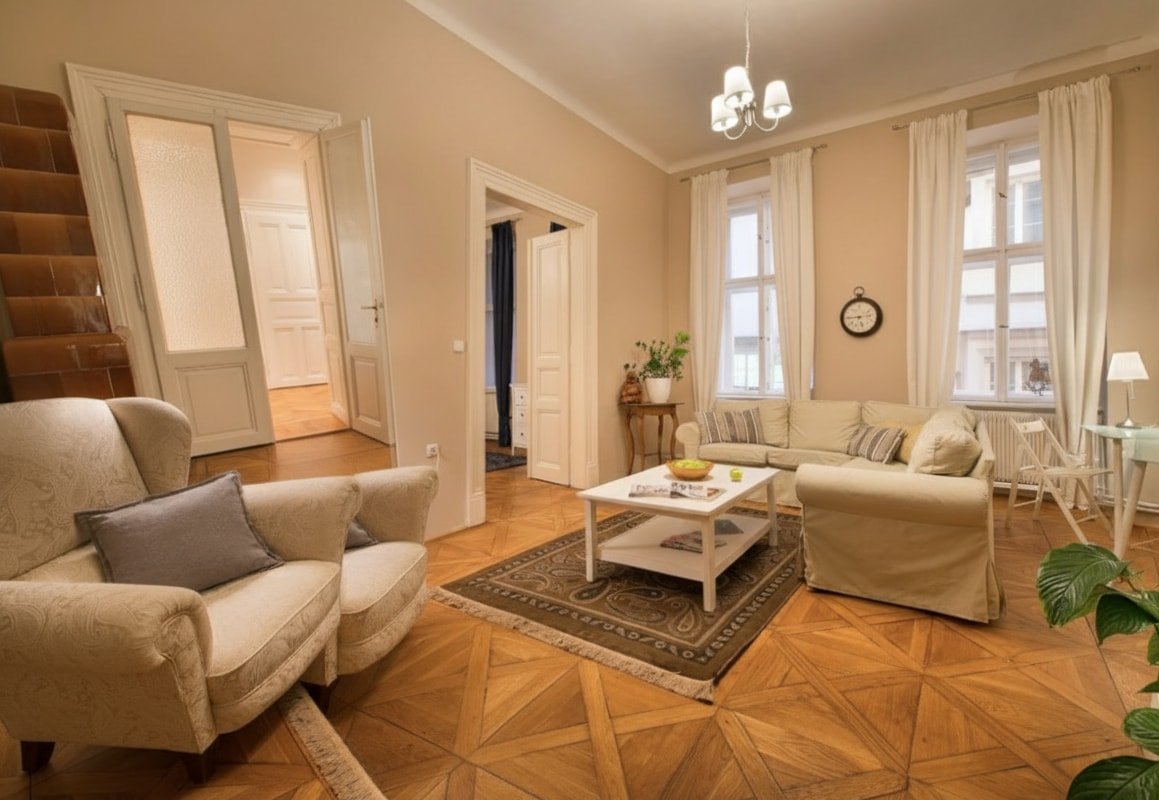 Sweet & Cosy Old Town Apartment gallery image 4