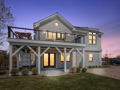 Absolutely stunning! New water front house