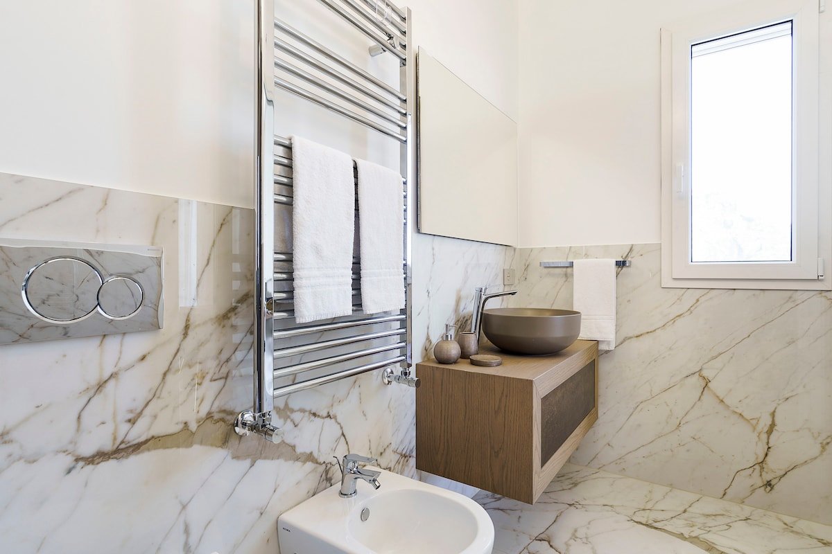 Grand Tour Villa gallery image 5