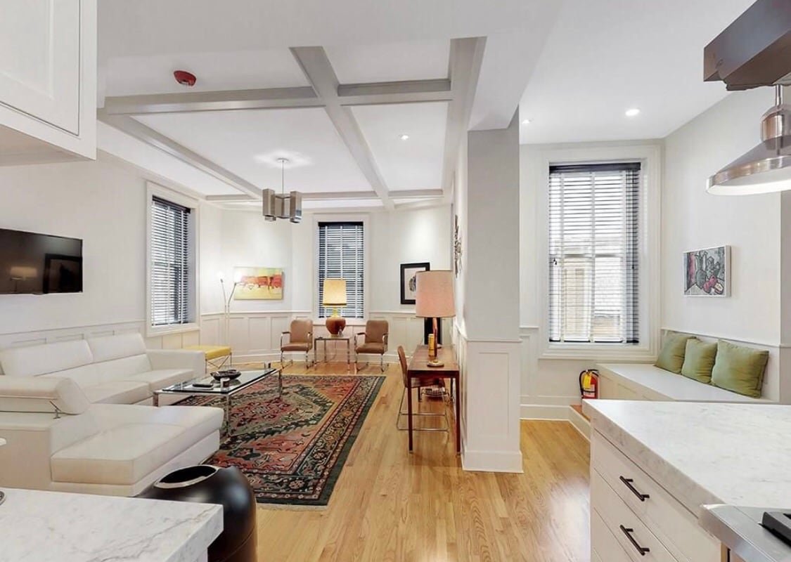 Elegant 6 Bedroom Penthouse on Thames gallery image 5