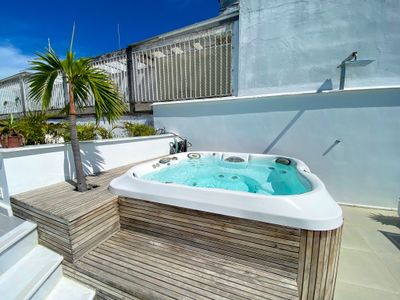 Beautiful penthouse with view and jacuzzi