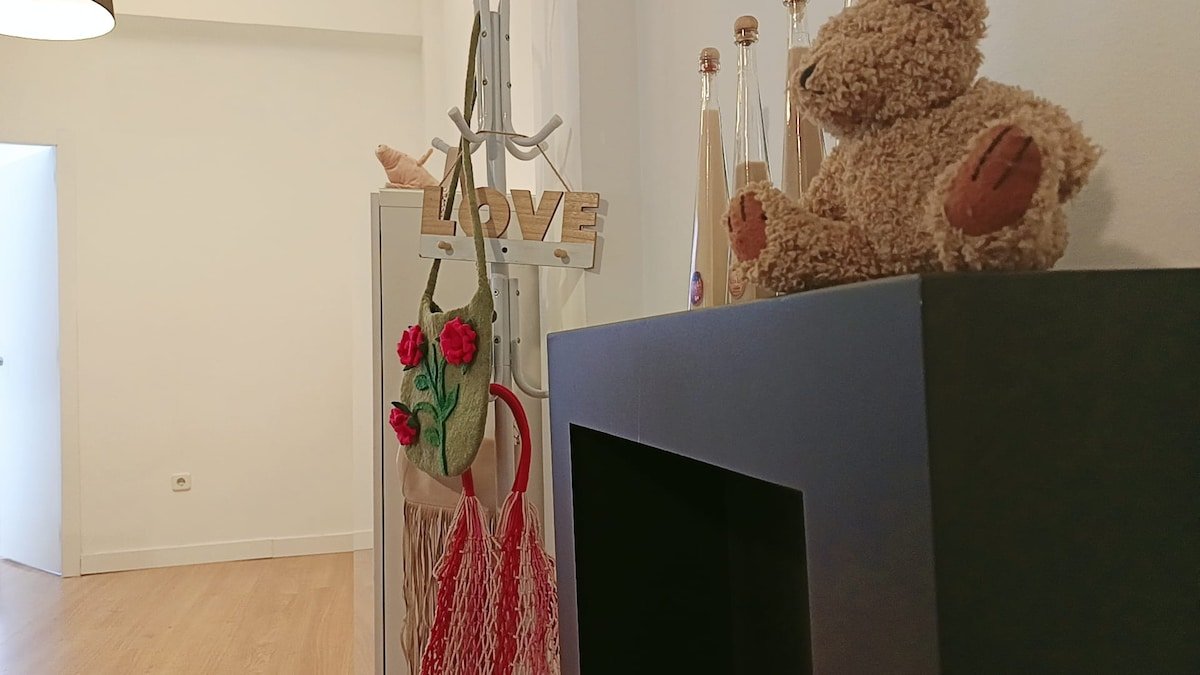 3Qbed-PlazaSpainRoyalPalaceFlat-2RmMax7P Longstay gallery image 4