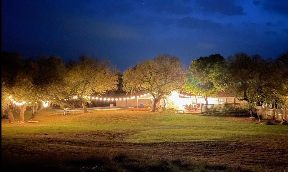 Austin Hill Country Vacation Home – Pool, Big Yard gallery image 3