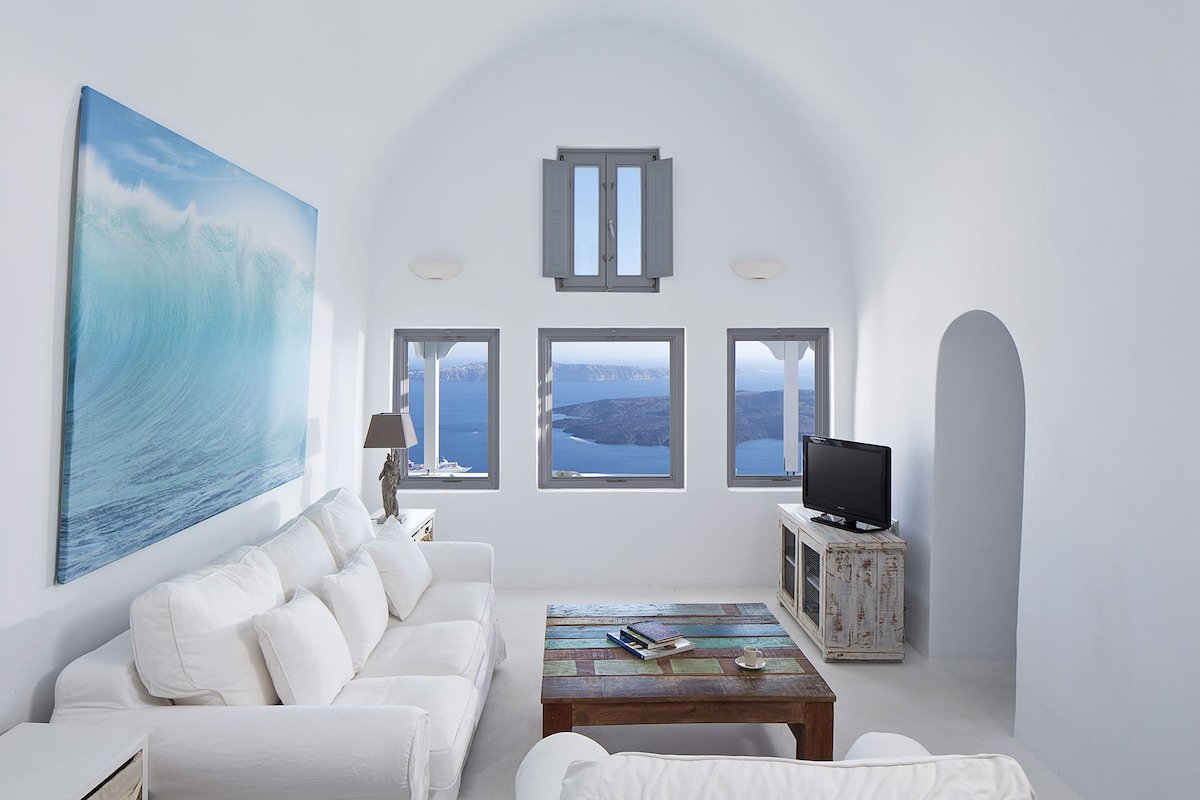Villa Eros in Santorini gallery image 5