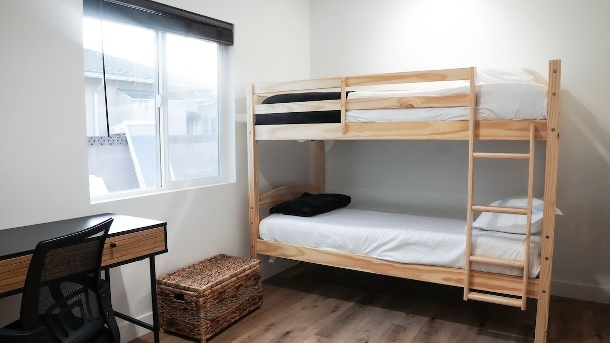 Home of Los Angeles gallery image 4