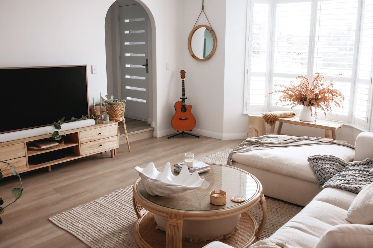 Stunning Outdoor Oasis Close to the Beach gallery image 3