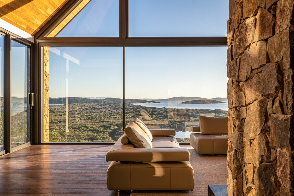 Latitude 35º5, Goode Beach gallery image 2