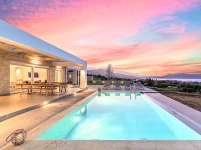 Vista Mare Maxima Heated Pool