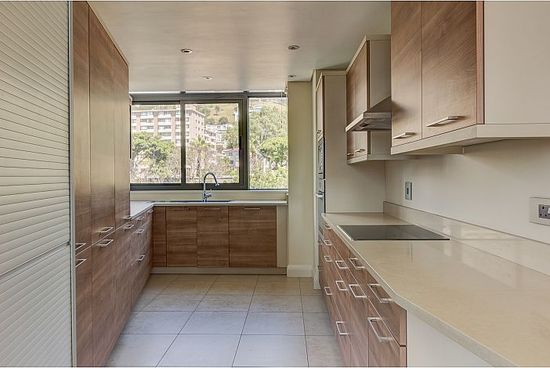 Photo 5 of Kylemore 401 accommodation in V&A Waterfront, Cape Town with 3 bedrooms and 3 bathrooms