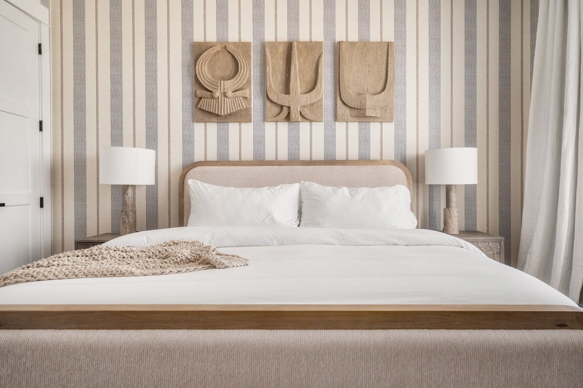 Whitecap – Beachfront Gem w/ Pool & Elevator gallery image 3