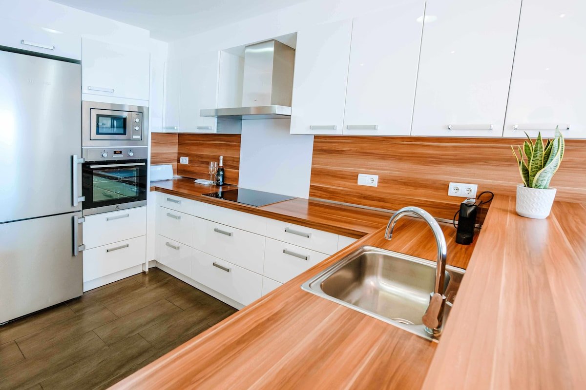 Apartamento exclusivo en primera línea de mar gallery image 4