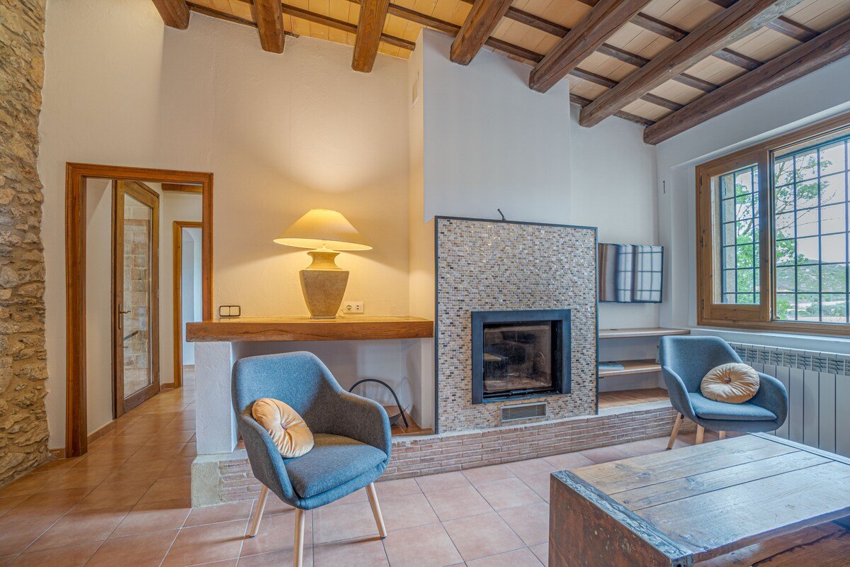 Holiday Home with Pool and Garden in Alt Empordà – gallery image 4