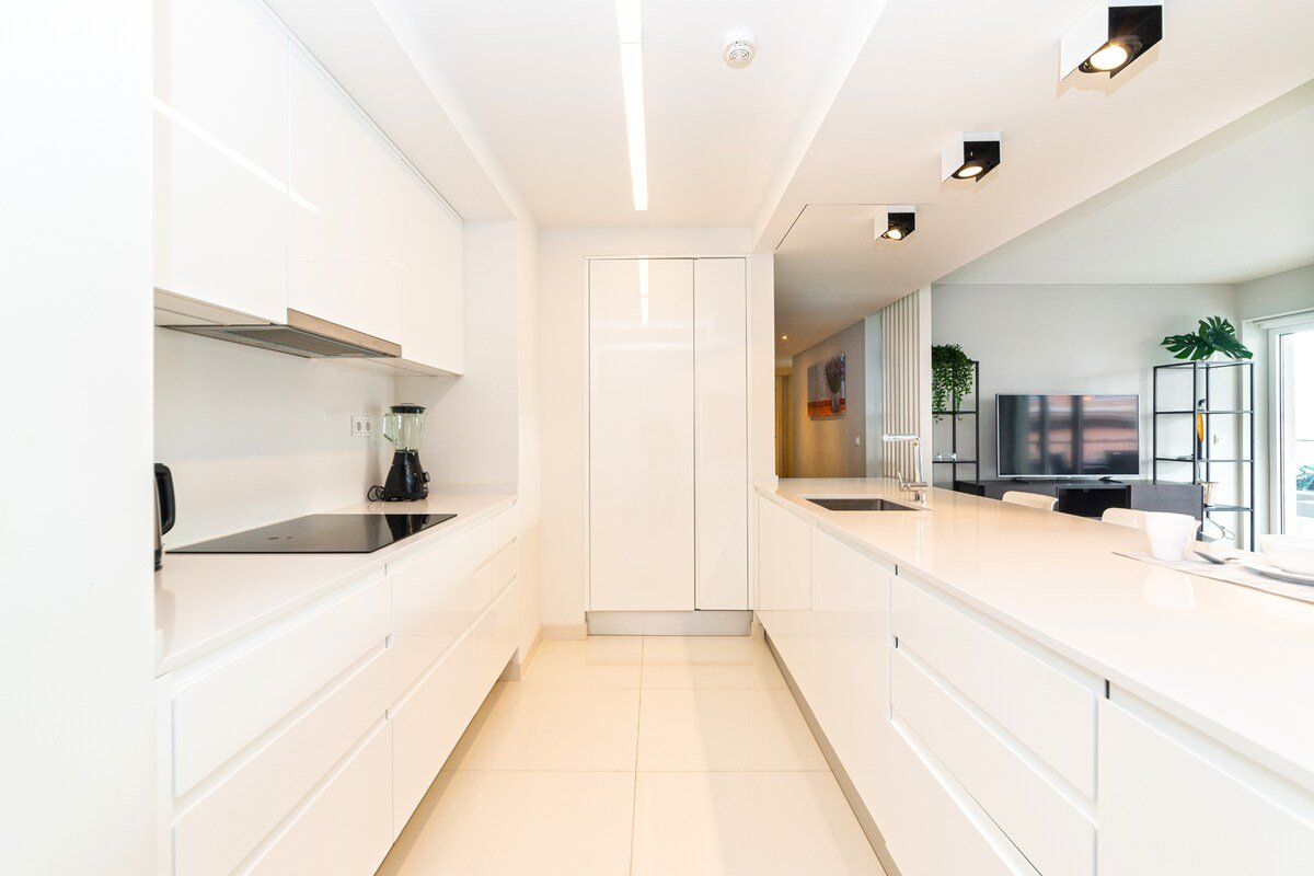 Salitre Luxury Apt. with a Terrace! gallery image 5